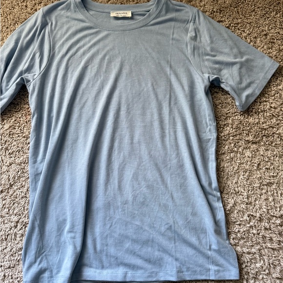 Women’s Zenana size Large Ash Blue Crew Neck T-Shirt - Picture 1 of 4